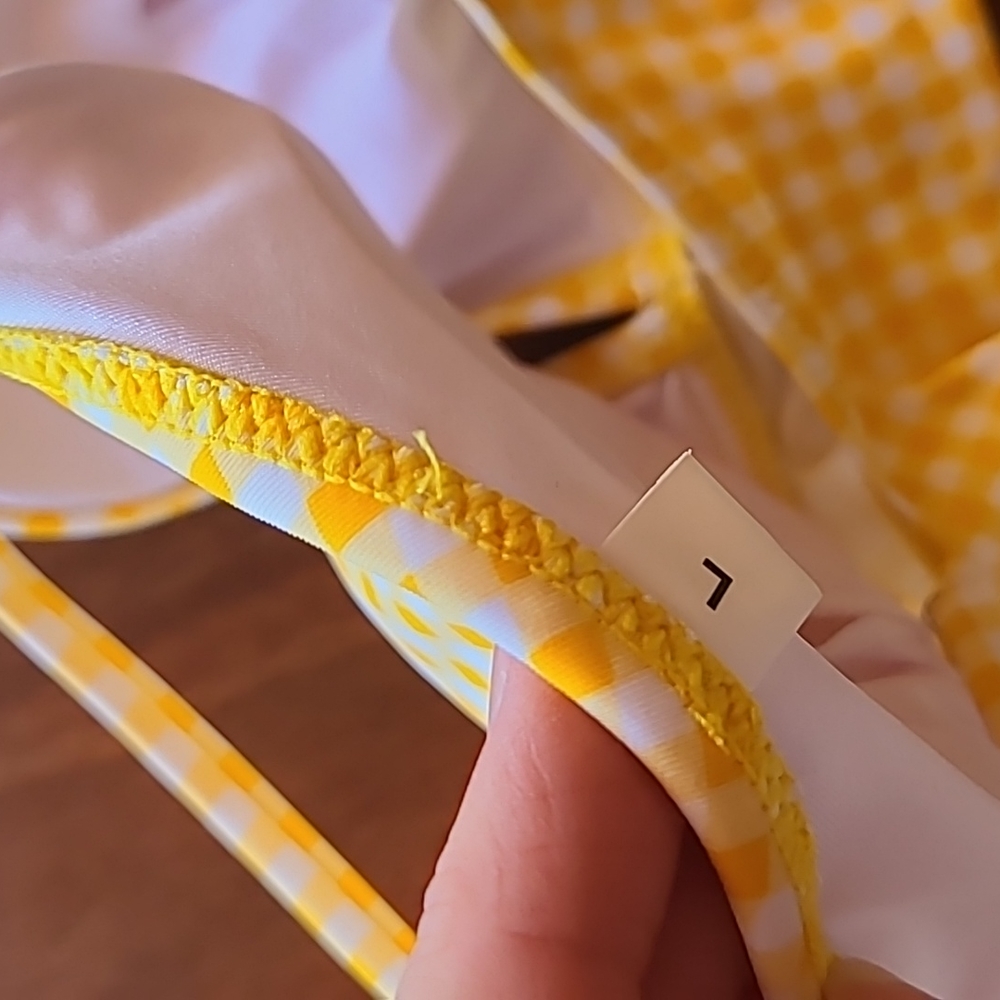 Cupshe Yellow Ruffle Bikini - Picture 6 of 11
